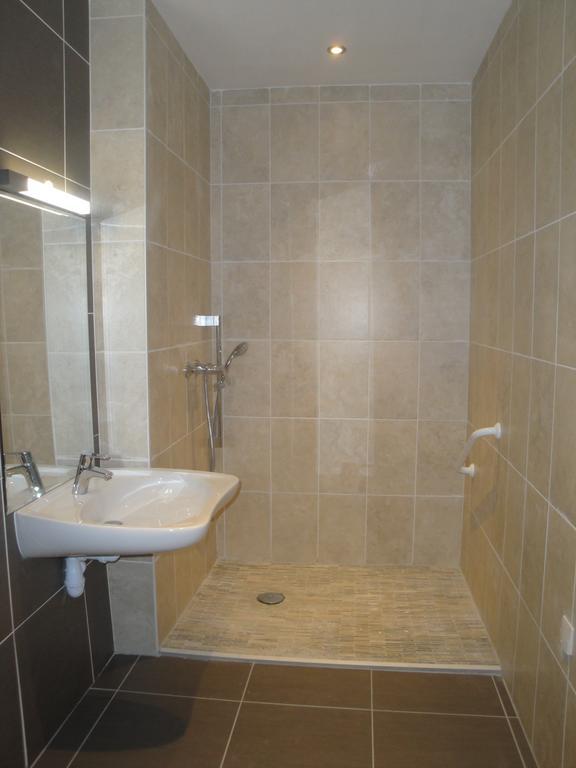 Hotel La Caravelle Nyons Δωμάτιο φωτογραφία