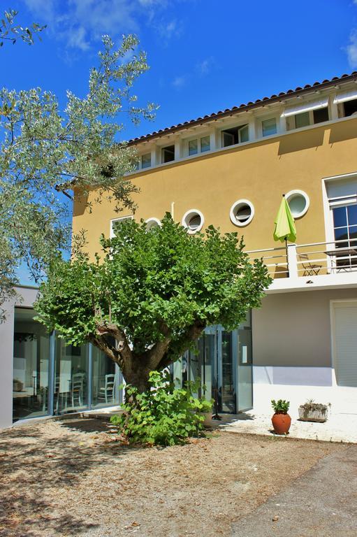 Hotel La Caravelle Nyons Εξωτερικό φωτογραφία