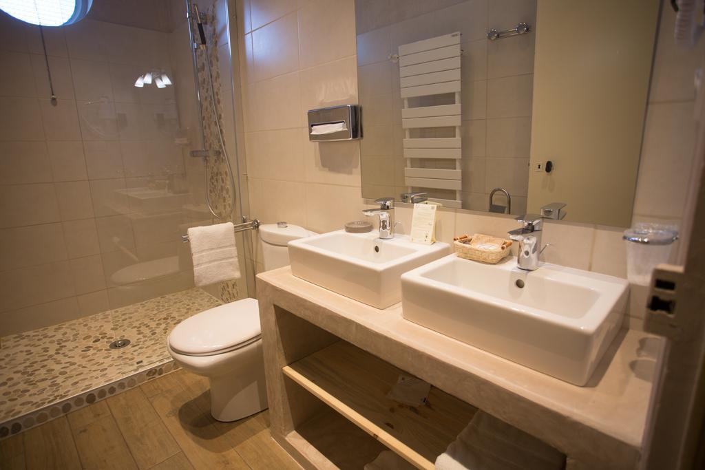 Hotel La Caravelle Nyons Εξωτερικό φωτογραφία